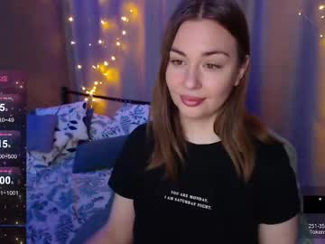 Foreversmileme Chaturbate stream image from December 17, 2024