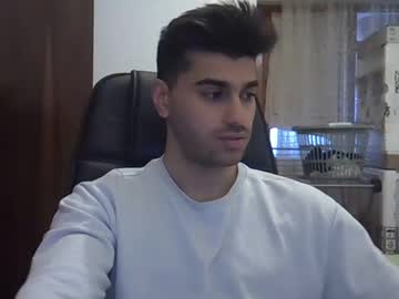 Fortiori8 Chaturbate stream image from December 17, 2024