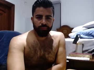 Guscontr Chaturbate stream image from December 17, 2024