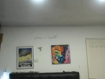 Hennnessy_Hot Chaturbate stream image from December 17, 2024