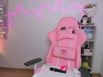 Kate_Clover Chaturbate stream image from December 17, 2024