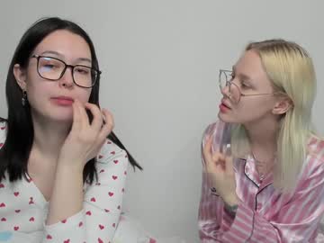 Kebesheska Chaturbate stream image from December 17, 2024