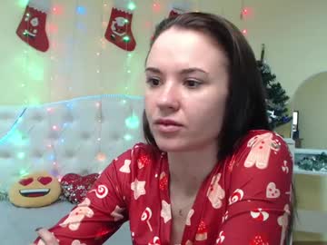 Kiaracriegs Chaturbate stream image from December 17, 2024