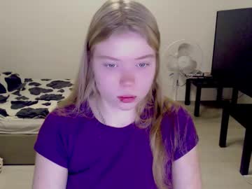 Kitten_Jenny01 Chaturbate stream image from December 17, 2024