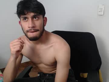 Latinbunny7779 Chaturbate stream image from December 17, 2024