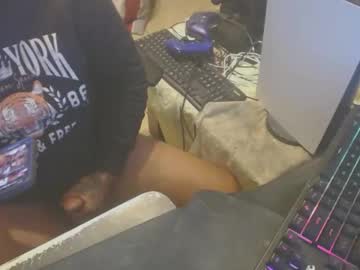 Liegoli Chaturbate stream image from December 17, 2024