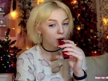 Linachase Chaturbate stream image from December 17, 2024