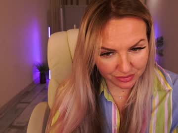 Linda_Jawel Chaturbate stream image from December 17, 2024