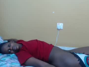 Lyn_Anna Chaturbate stream image from December 17, 2024
