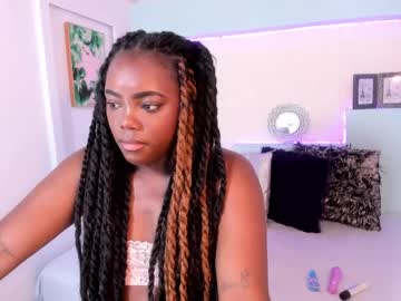 Meganwil Chaturbate stream image from December 17, 2024