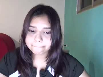 Mell_Hndz Chaturbate stream image from December 17, 2024