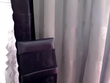 Miasexxie Chaturbate stream image from December 17, 2024