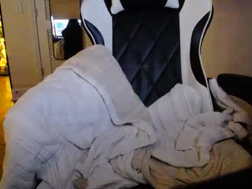 Misskittyts Chaturbate stream image from December 17, 2024