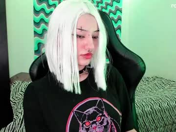 Roxy_Toxic Chaturbate stream image from December 17, 2024