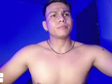 Roy__Constance Chaturbate stream image from December 17, 2024