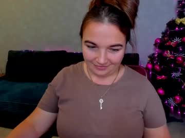 Rysalochkaa Chaturbate stream image from December 17, 2024