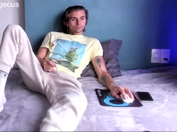 Samgorgeous Chaturbate stream image from December 17, 2024