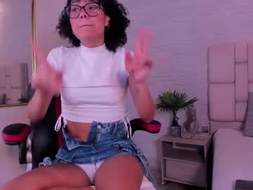 Sunnflowerr_ Chaturbate stream image from December 17, 2024