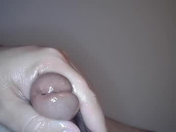 Tinyd46 Chaturbate stream image from December 17, 2024