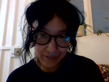 _Tutti_Frutti_ Chaturbate stream image from December 17, 2024
