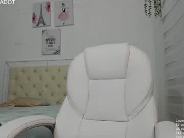 Valentinasisi Chaturbate stream image from December 17, 2024