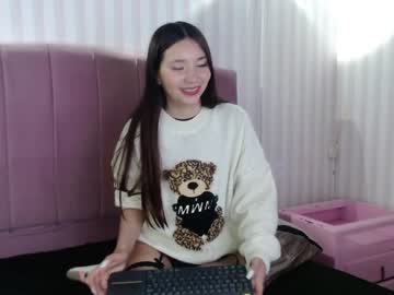 Victoria017 Chaturbate stream image from December 17, 2024