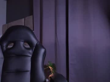 Victoria_Dolce Chaturbate stream image from December 17, 2024