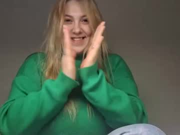 Your_Dream_04 Chaturbate stream image from December 17, 2024