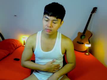 Yuri_Nation Chaturbate stream image from December 17, 2024