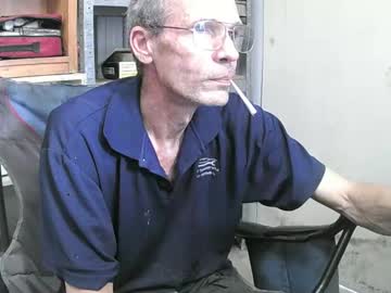 04oldskool Chaturbate stream image from December 17, 2024