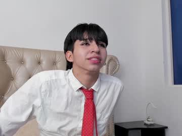 Alanrock18 Chaturbate stream image from December 17, 2024