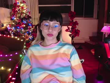 Aquamarinebubble Chaturbate stream image from December 17, 2024