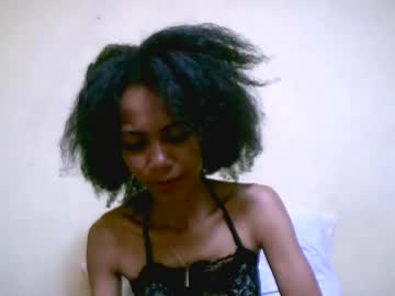 Caroline151047 Chaturbate stream image from December 17, 2024