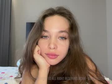 Doublecuties Chaturbate stream image from December 17, 2024