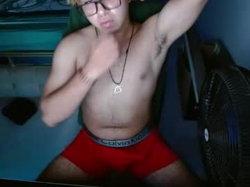 Gustavonav23 Chaturbate stream image from December 17, 2024