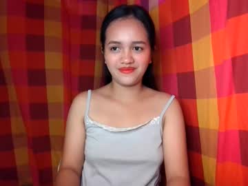 Kayeexx Chaturbate stream image from December 17, 2024