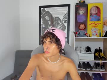 Keindren Chaturbate stream image from December 17, 2024