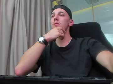 Leoisaiah Chaturbate stream image from December 17, 2024