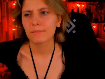 Lolaasmus Chaturbate stream image from December 17, 2024