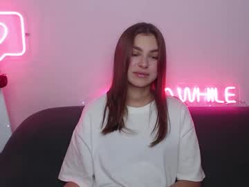 Milanaangelas Chaturbate stream image from December 17, 2024