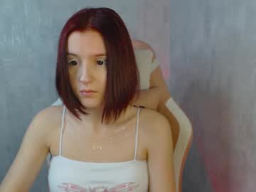 Pr3tty_Kitty Chaturbate stream image from December 17, 2024
