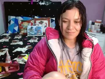 Sonialatin69 Chaturbate stream image from December 17, 2024