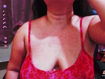 Wildhotasianx Chaturbate stream image from December 17, 2024