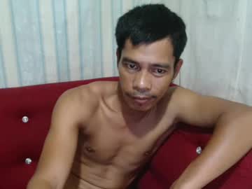 Callme_Pogs Chaturbate stream image from December 17, 2024