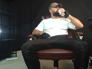 Jackethann Chaturbate stream image from December 17, 2024