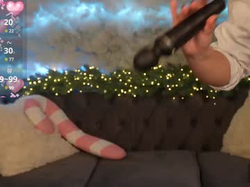 Julietdream Chaturbate stream image from December 17, 2024
