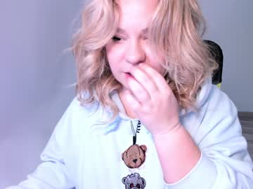 Tasha_Kis Chaturbate stream image from December 17, 2024