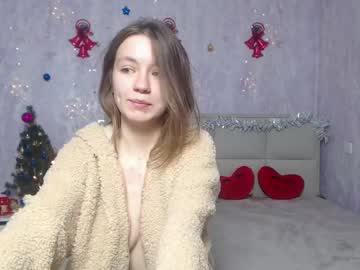 Yasminliist Chaturbate stream image from December 17, 2024