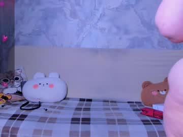 Adabelacandy Chaturbate stream image from December 17, 2024