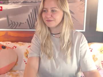 Bigboobsarri Chaturbate stream image from December 17, 2024